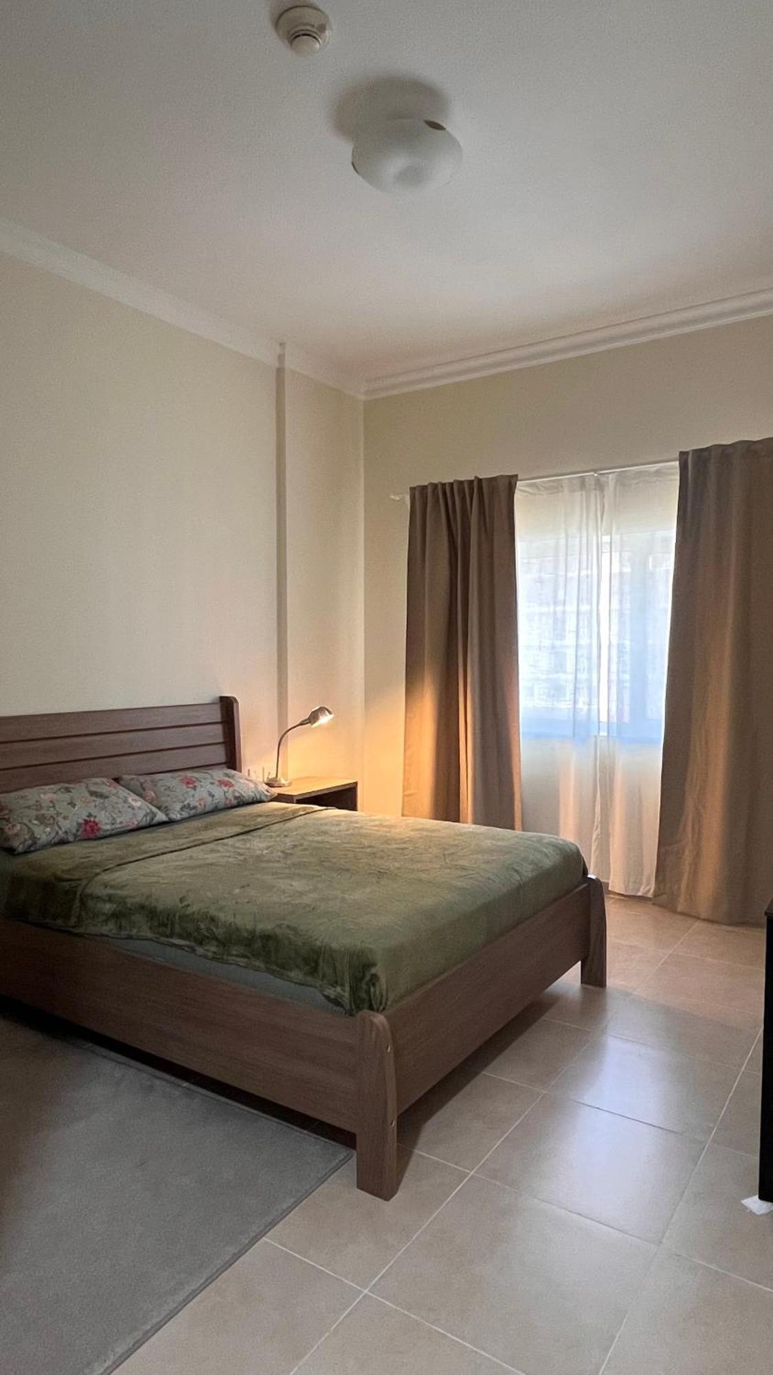 A Large Private With Attached Bathroom For A Female Only Homestay